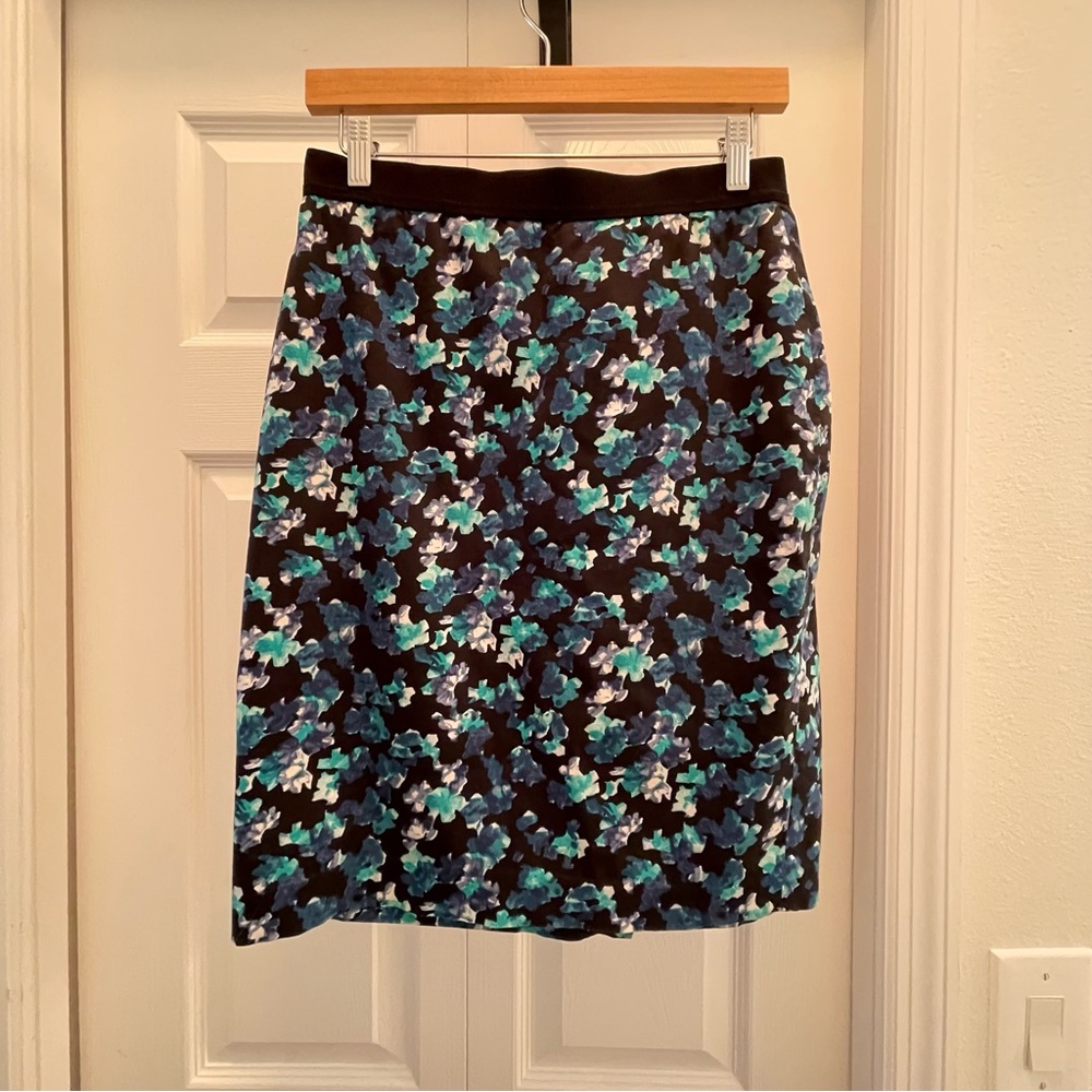 Ann Taylor Blue and Black Floral Pencil Skirt